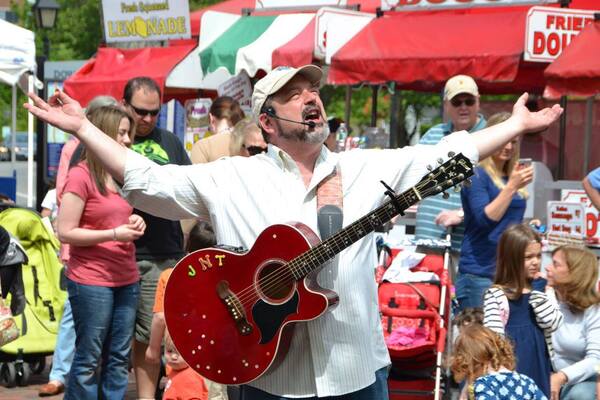 Jim Infantino wopening act Hannah Siglin