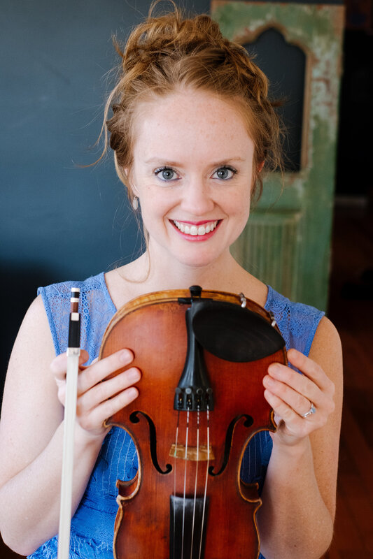 Hanneke Cassel and her band